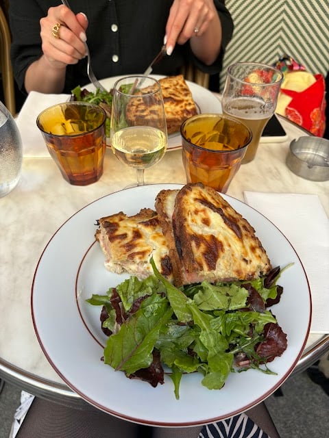 Bistro Hasard 4
